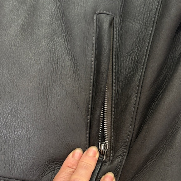 Men's Black Leather Jacket with Fur Collar - Picture 4 of 15